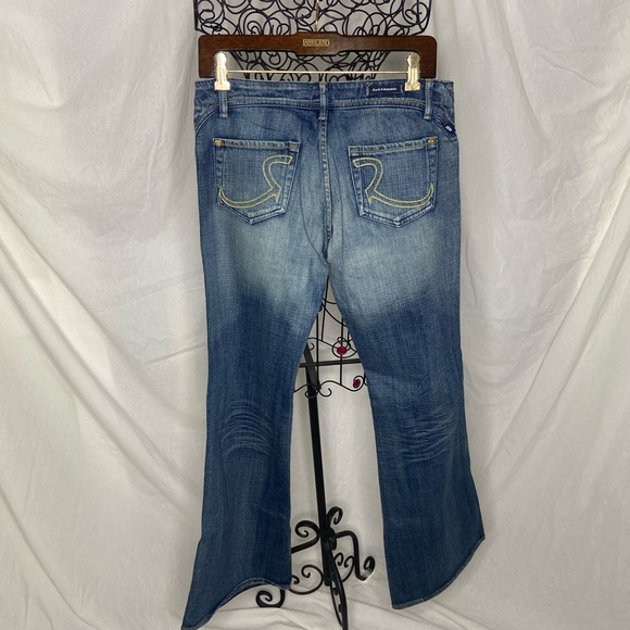 Rock & Republic Roth Flare Jeans Size 29 - Picture 3 of 8